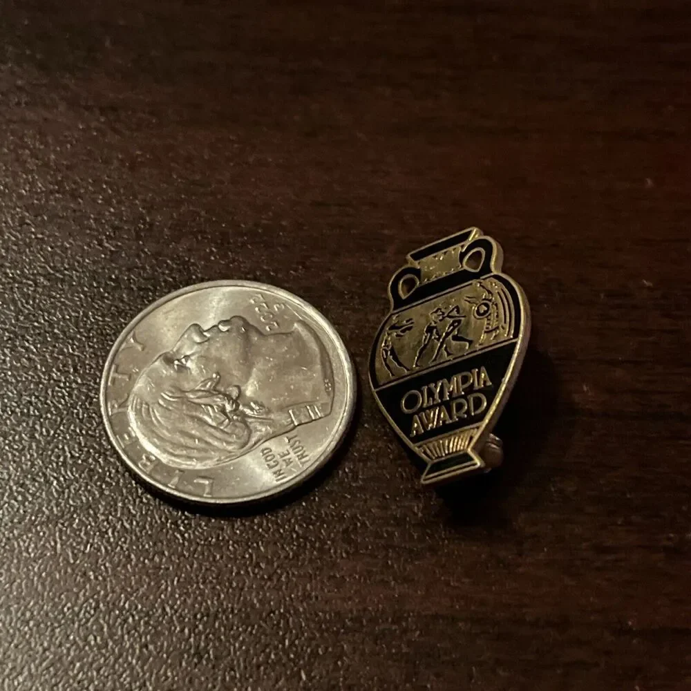 Vintage Olympia Award Ancient‎ Greece Vase Lapel Hat Pin